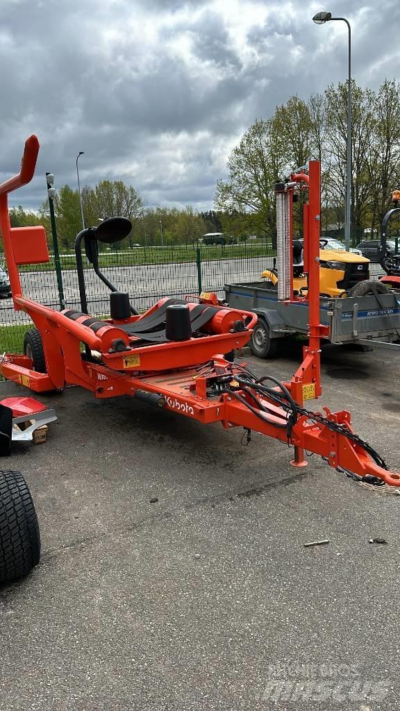 Kubota WR 1400M Göngyölő gépek