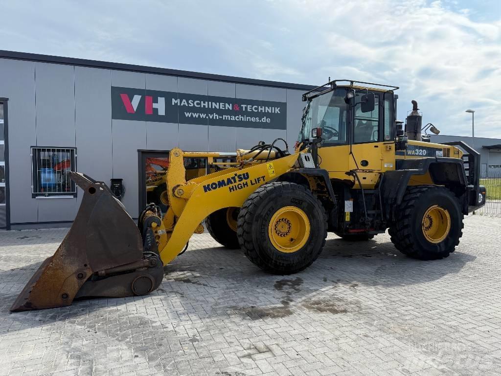 Komatsu WA 320-6 Gumikerekes homlokrakodók
