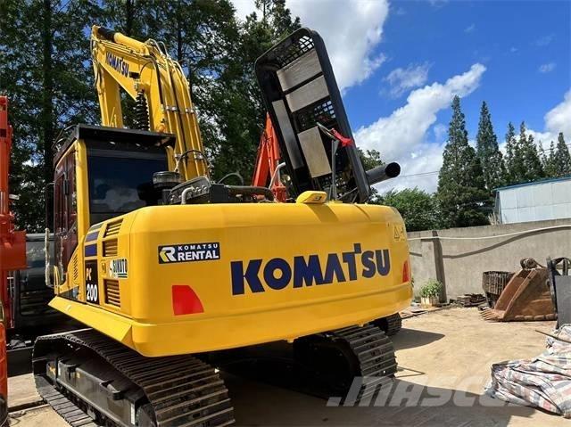 Komatsu PC 200-8 Lánctalpas kotrók