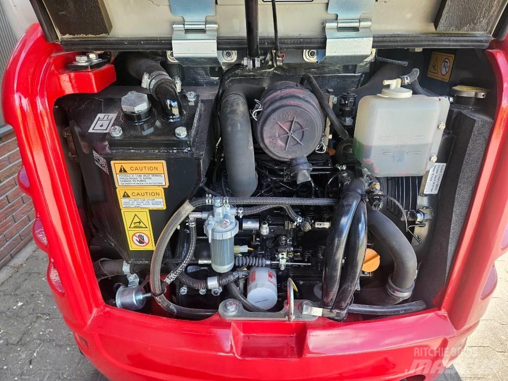 Takeuchi TB 216 Mini kotrók < 7t