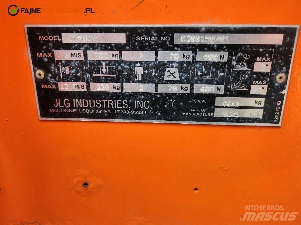 JLG M 450 AJ Karos emelők
