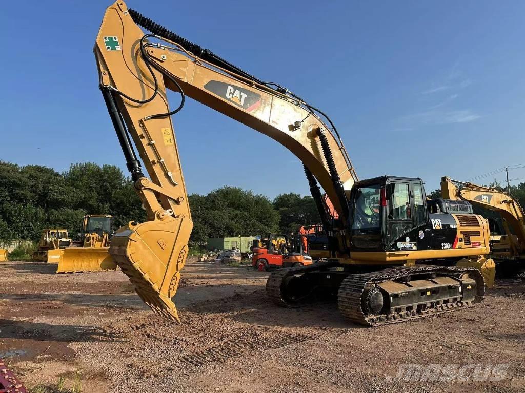 CAT 330 D L Lánctalpas kotrók