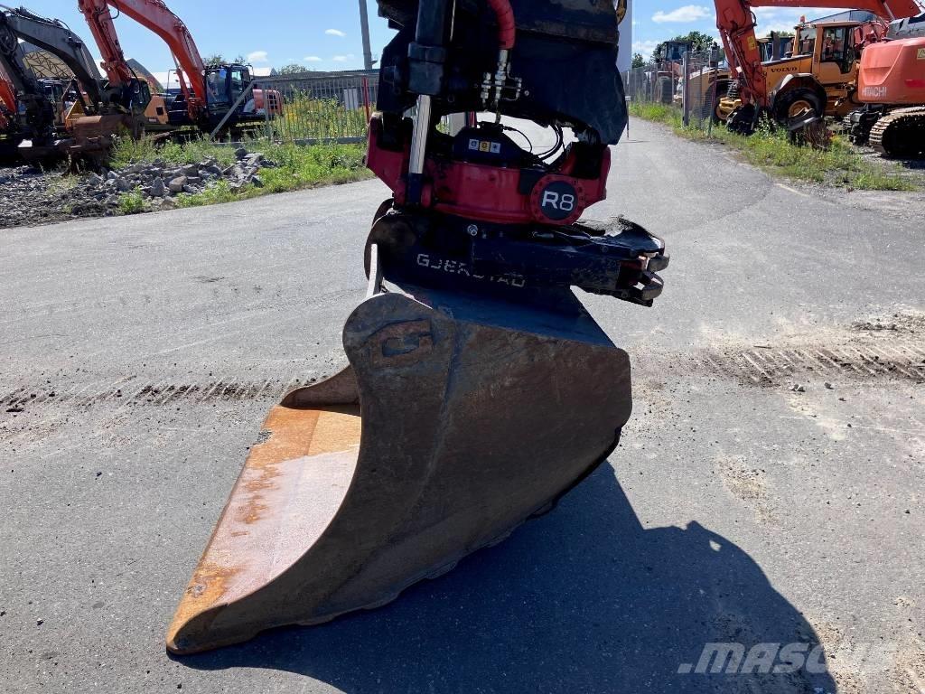 Hitachi ZX 300 LC-6 Lánctalpas kotrók