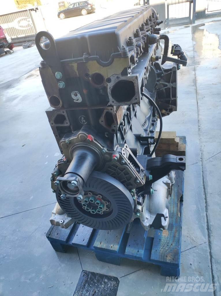 MAN D2066 440 hp Motorok