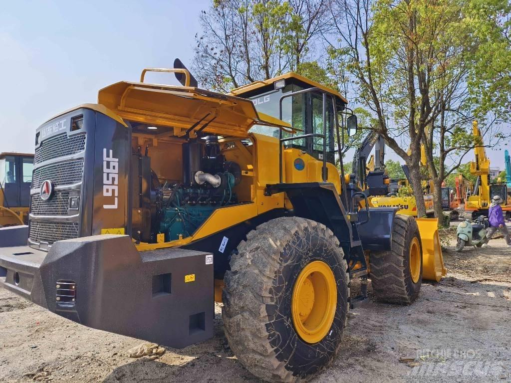 SDLG L 956 F Gumikerekes homlokrakodók