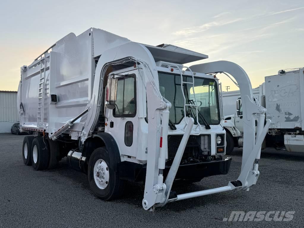 Mack MR Hulladék szállítók