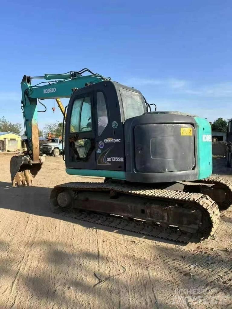 Kobelco SK135 Lánctalpas kotrók