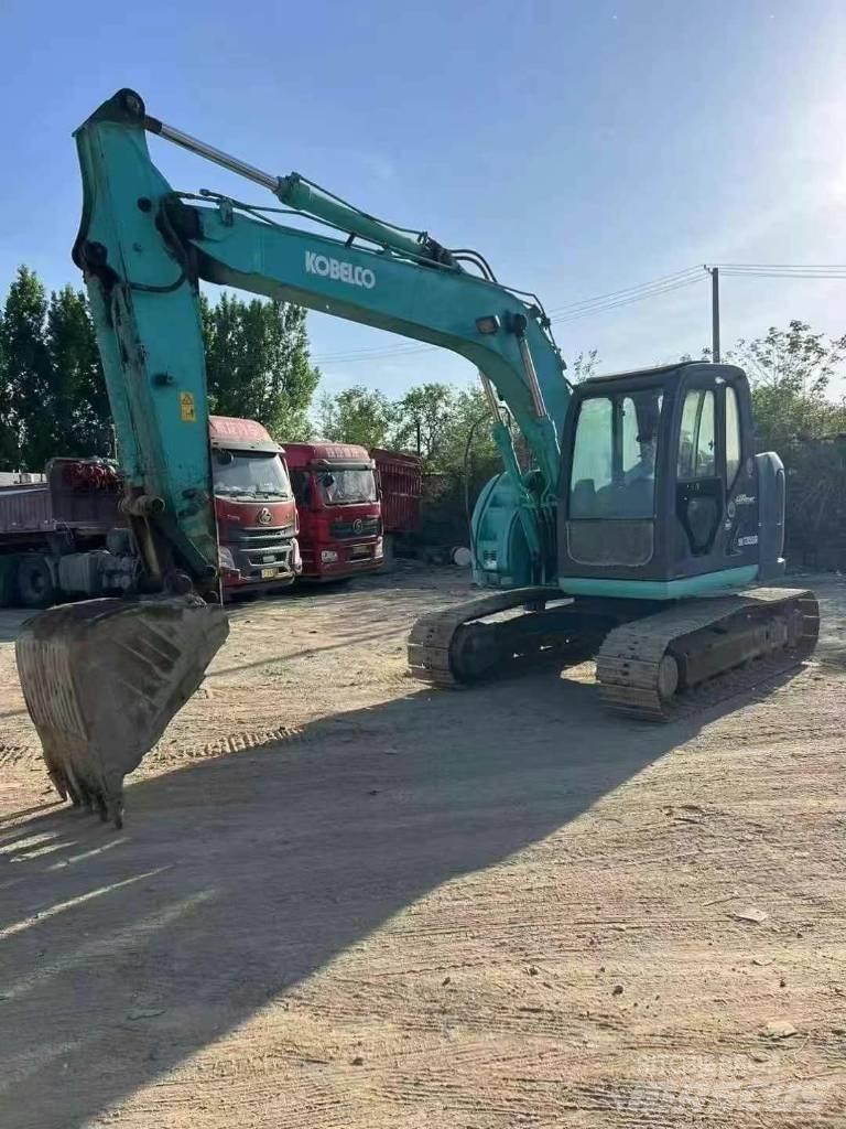 Kobelco SK135 Lánctalpas kotrók