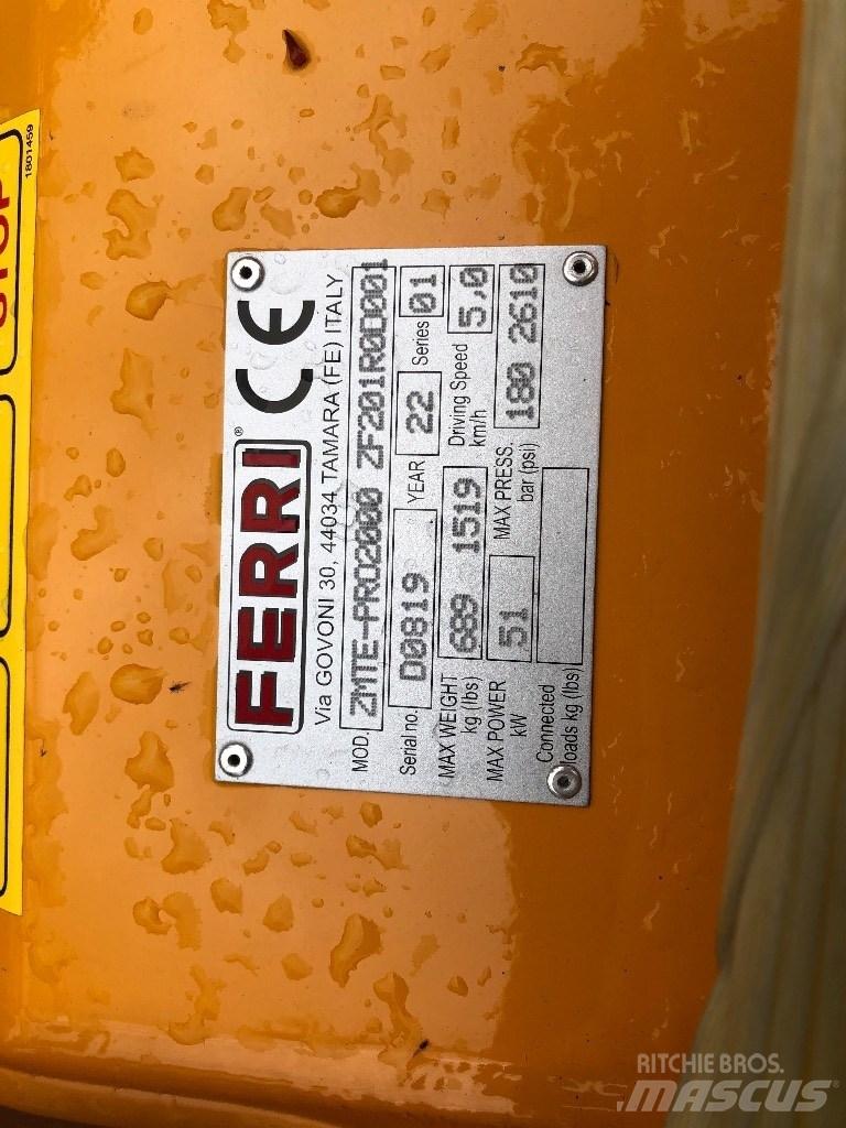 Ferri ZMTE-PRO 2000 Szárzúzók és fűkaszák