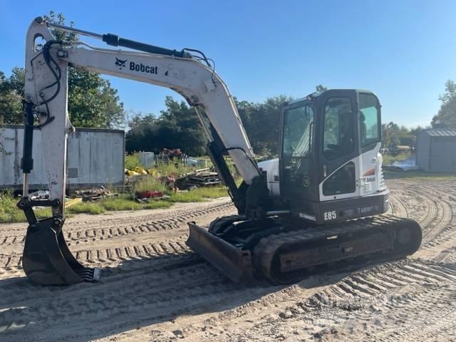Bobcat E 85 Lánctalpas kotrók