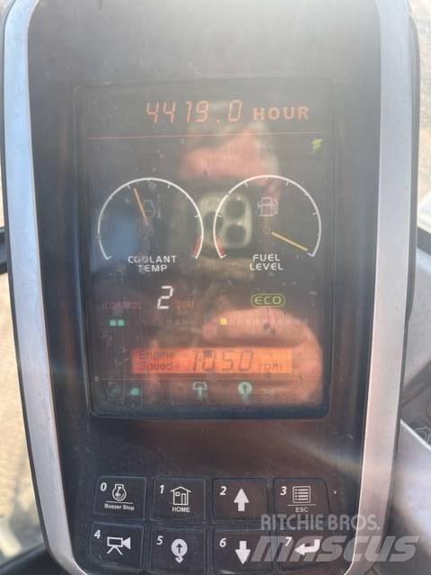 Bobcat E 85 Lánctalpas kotrók
