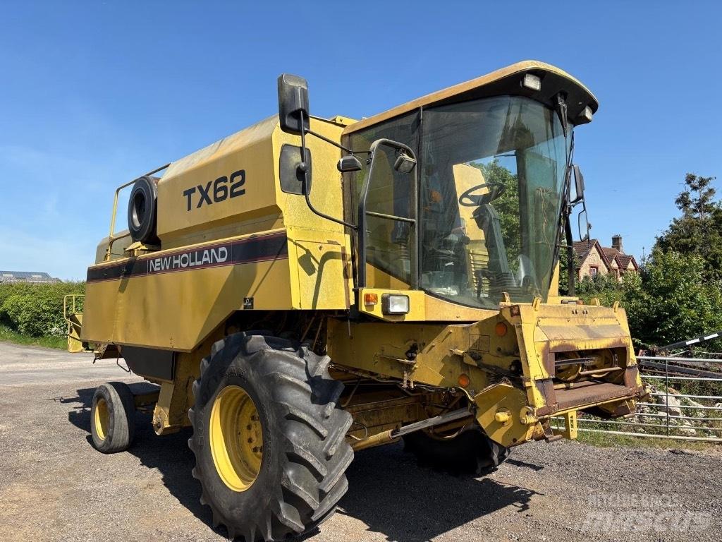 New Holland TX 62 Kombájnok