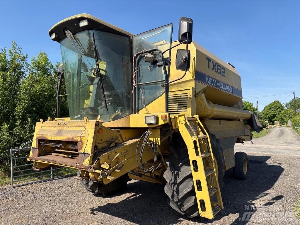 New Holland TX 62 Kombájnok