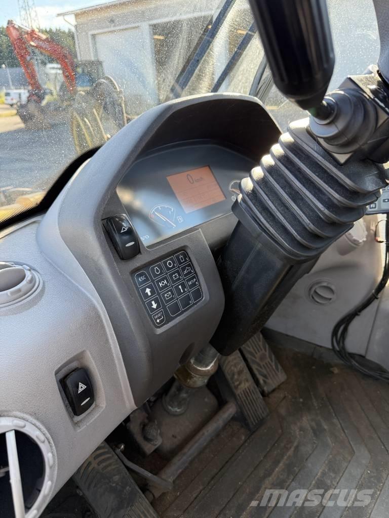 Volvo L 45 G TP/S Gumikerekes homlokrakodók