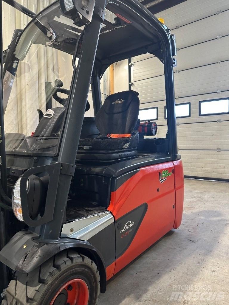 Linde E20L-02 Elektromos targoncák
