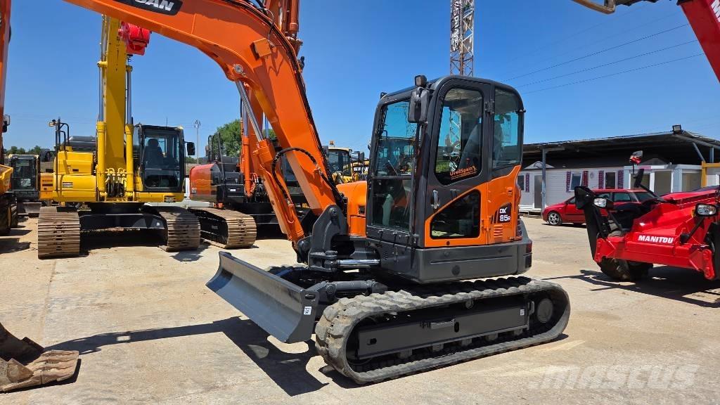 Doosan DX 85 Közepes (midi) kotrók 7 t - 12 t