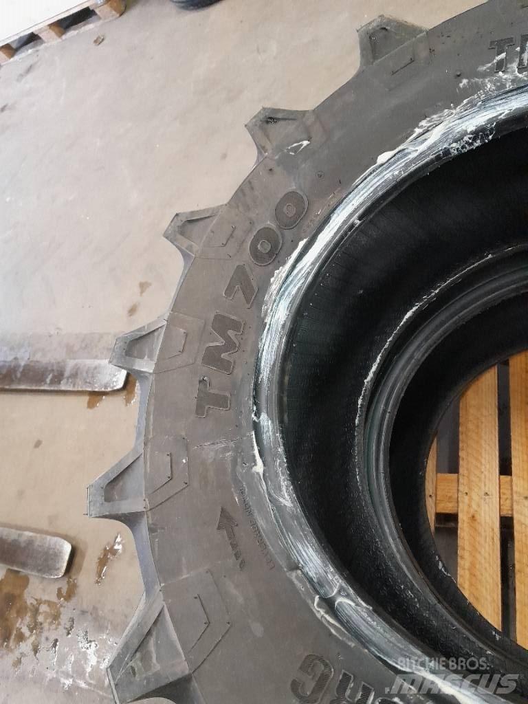 Trelleborg TM700 Gumiabroncsok, kerekek és felnik