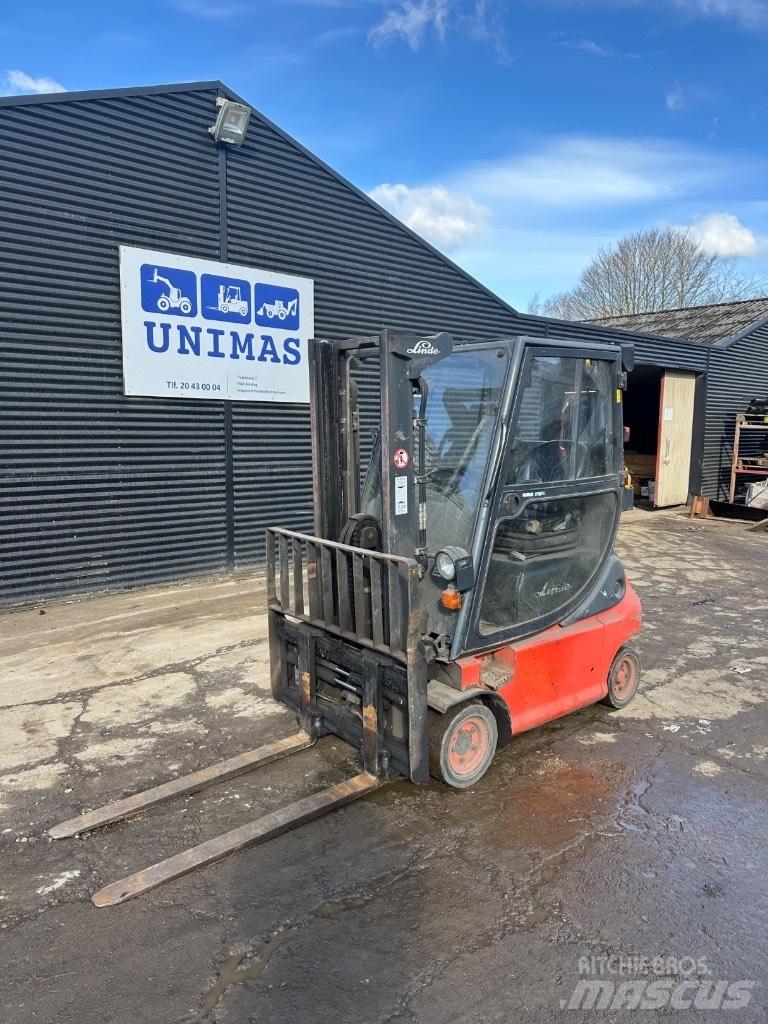 Linde E18 Elektromos targoncák