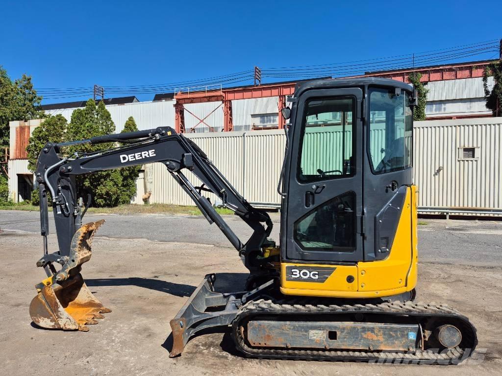 John Deere 30G Mini kotrók < 7t