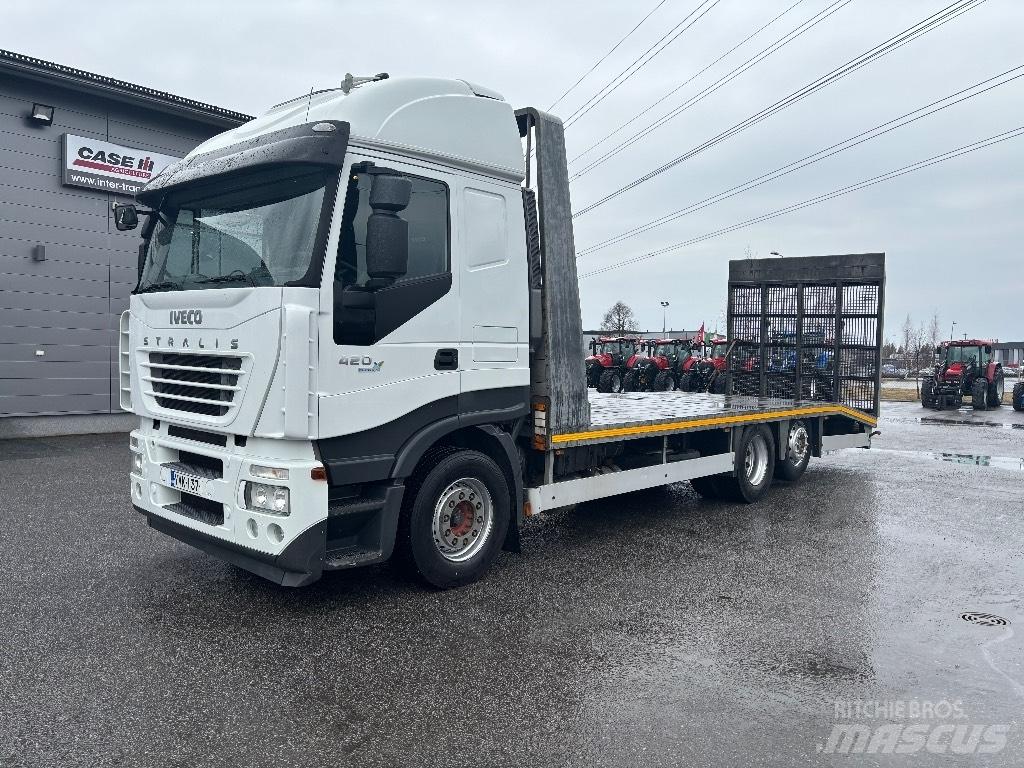 Iveco Stralis 420 Platós / Ponyvás teherautók