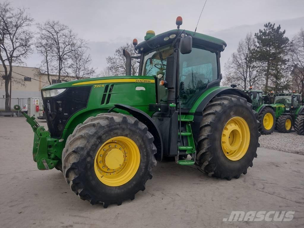 John Deere 7210 R Traktorok