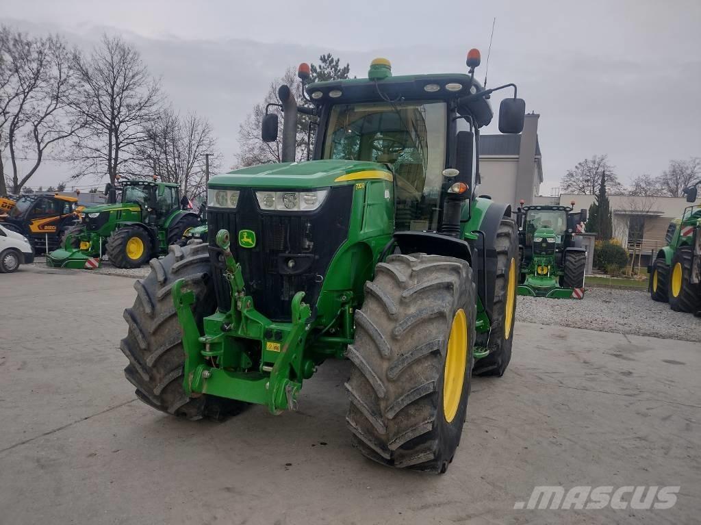 John Deere 7210 R Traktorok