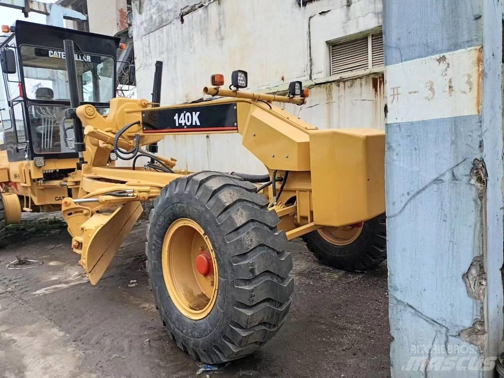 CAT 140 H Gréderek