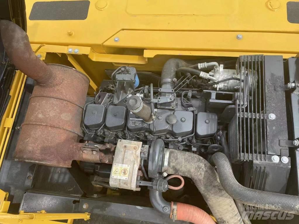 Komatsu pc220-7 Lánctalpas kotrók