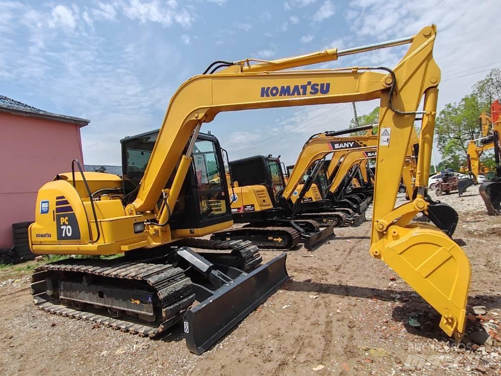 Komatsu PC 70 Mini kotrók < 7t