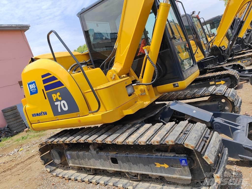 Komatsu PC 70 Mini kotrók < 7t