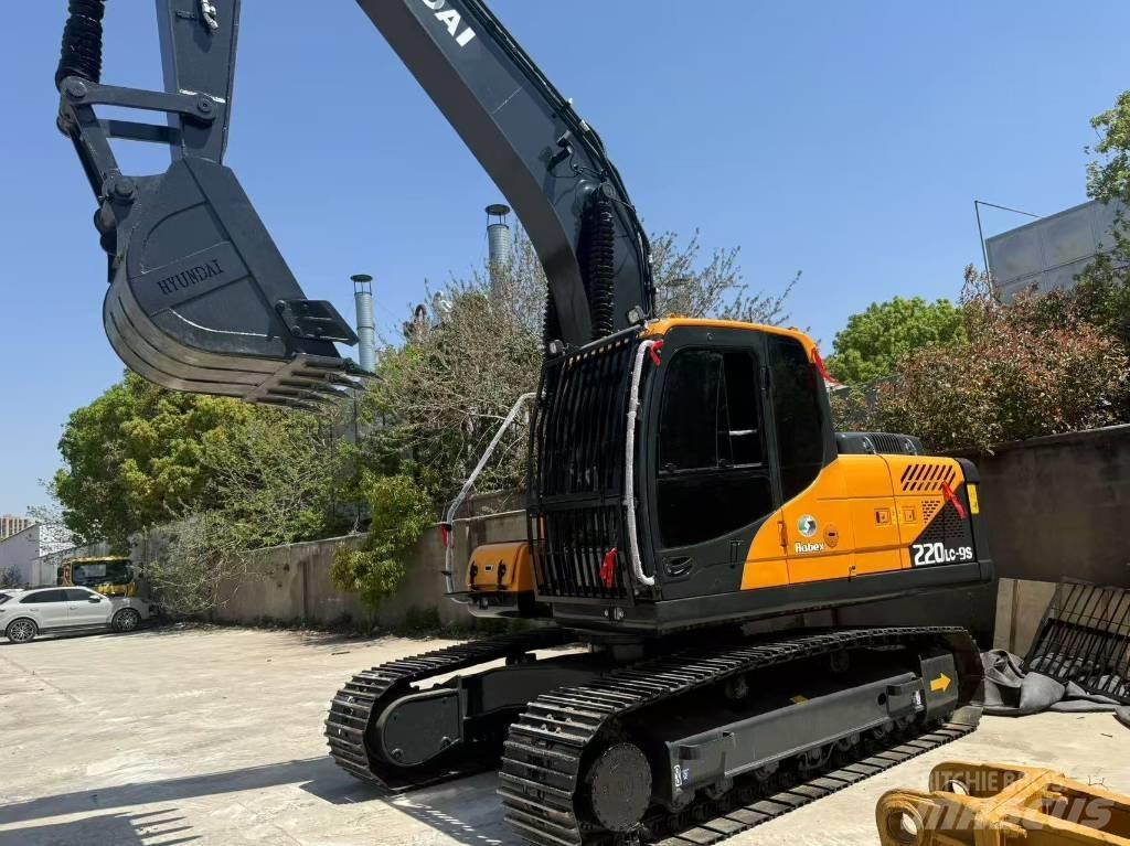 Hyundai R220LC-9S Lánctalpas kotrók