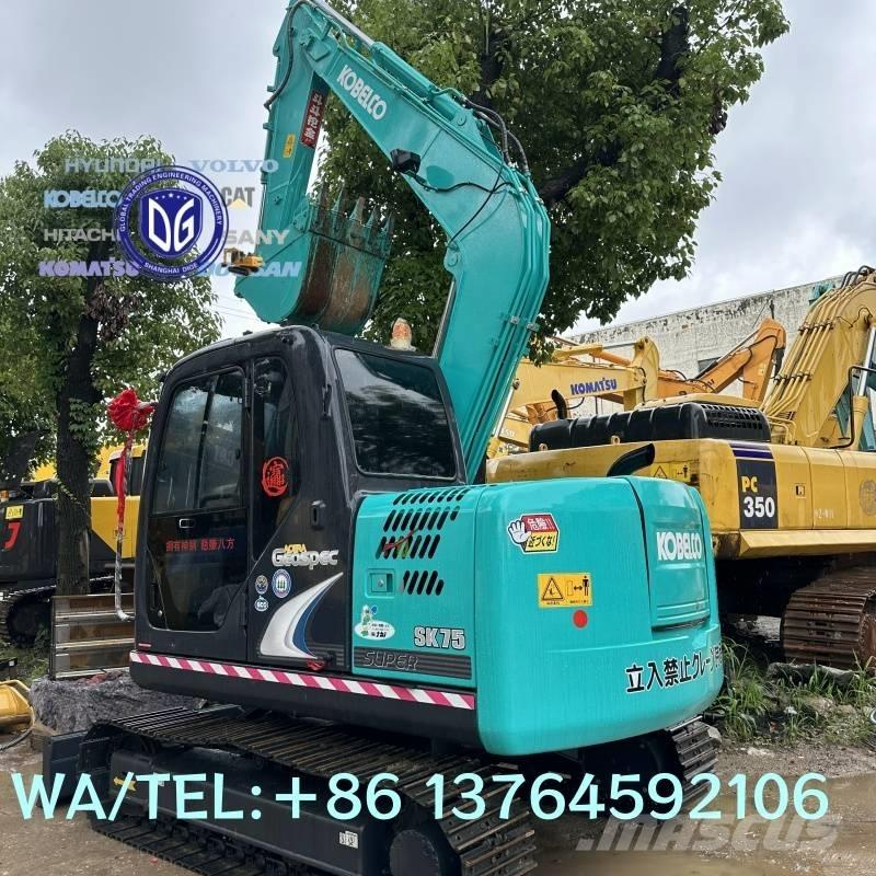 Kobelco SK75-8 Lánctalpas kotrók
