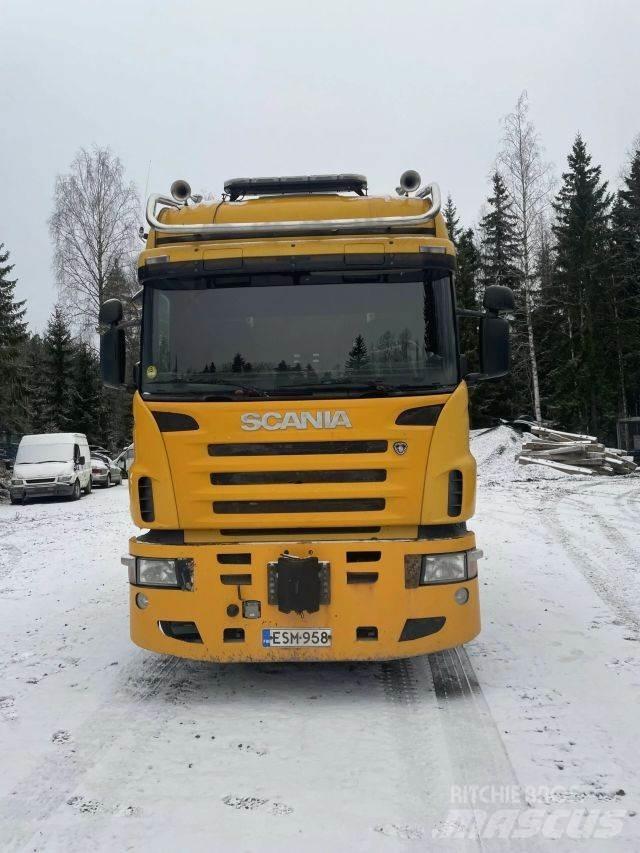 Scania R580 8x4/4 Nyergesvontatók