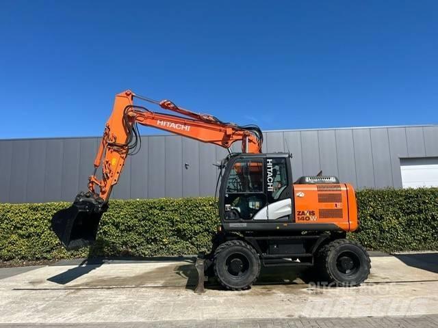 Hitachi 140W-5B Gumikerekes kotrók