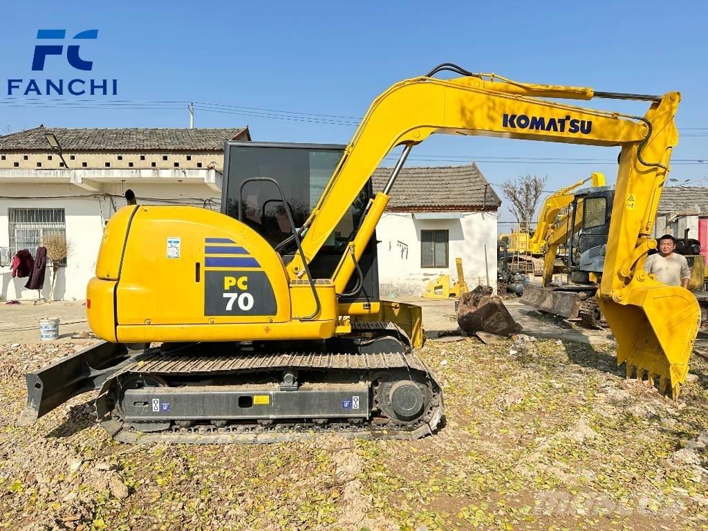 Komatsu PC 70 Lánctalpas kotrók