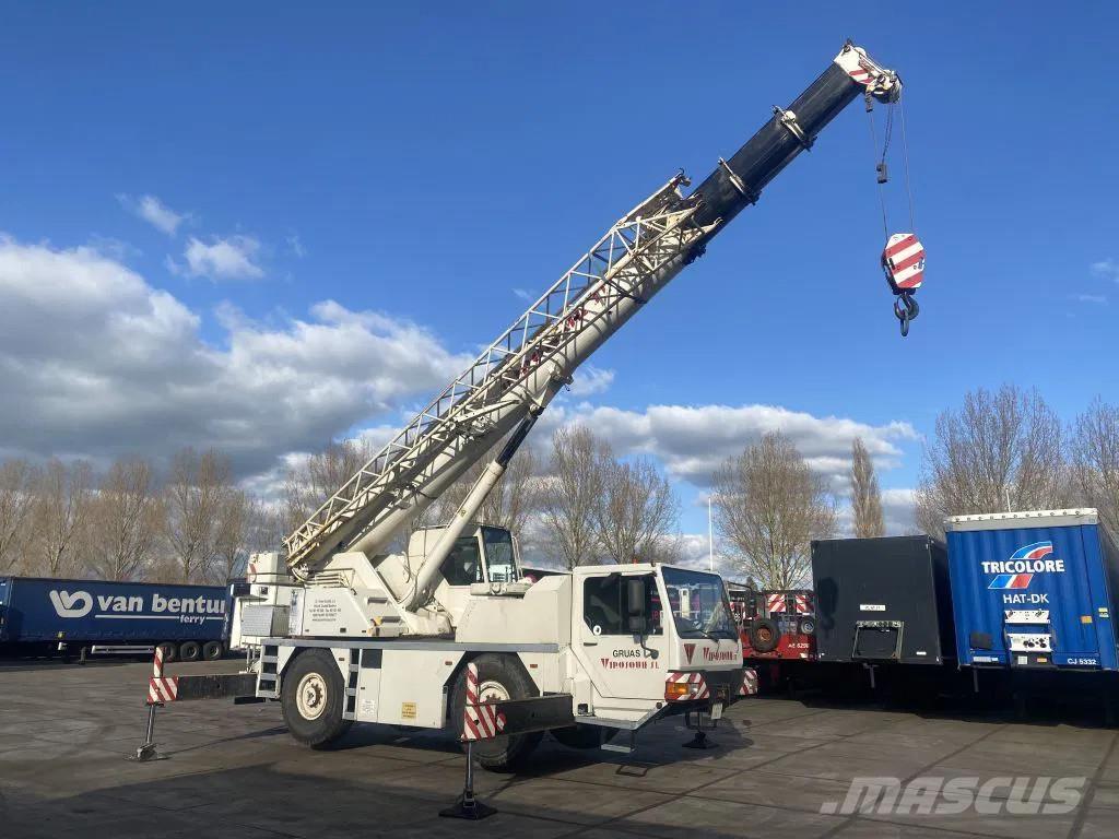 Liebherr LTM1030 Terepdaruk