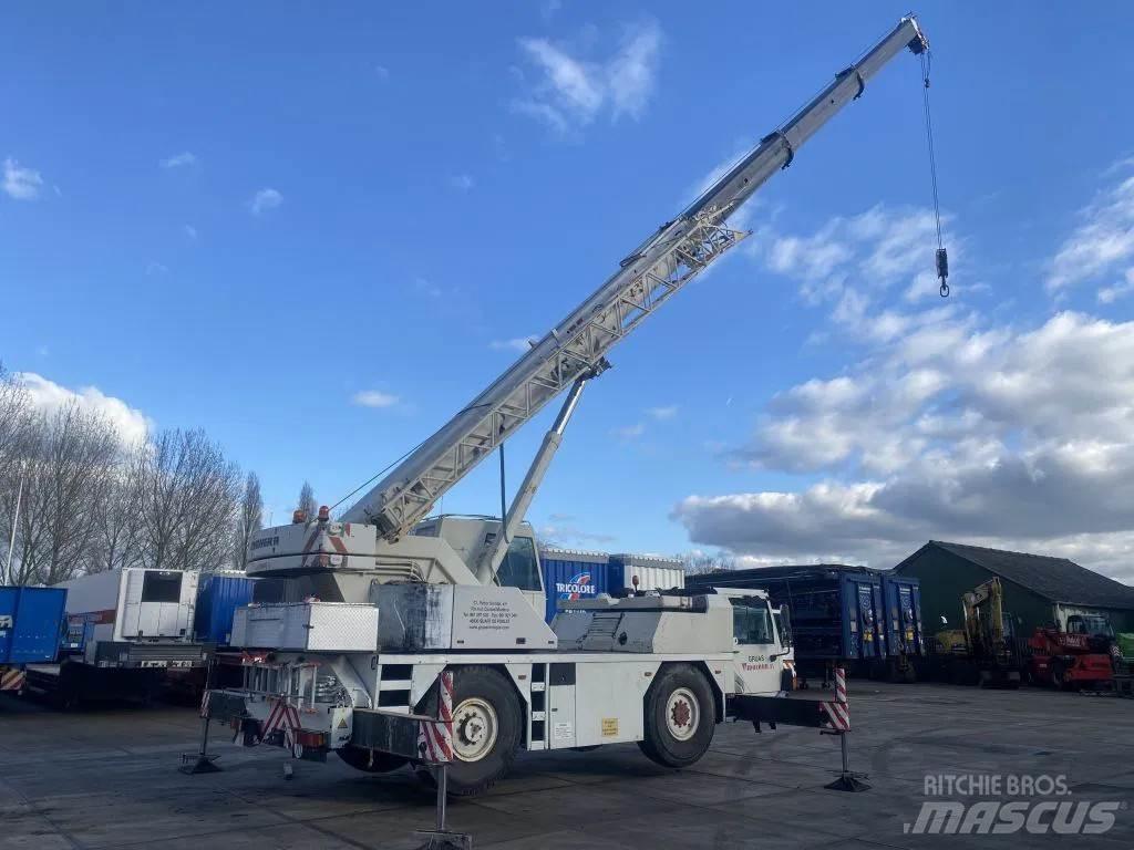 Liebherr LTM1030 Terepdaruk