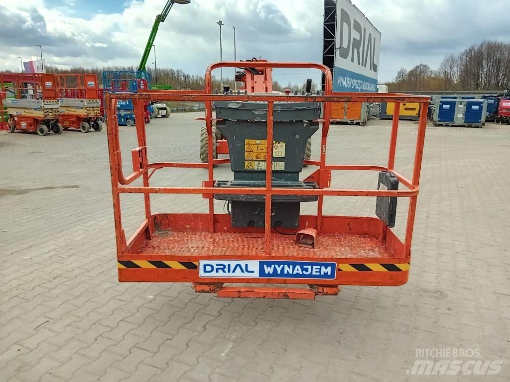 JLG M 600 JP Karos emelők