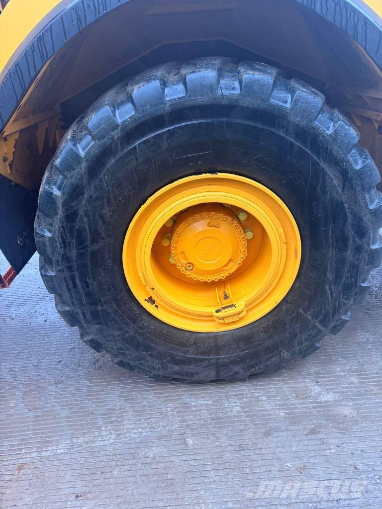 Volvo A 30 G Csuklósdömperek