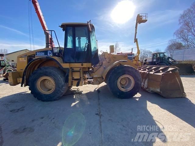 CAT 950 H Gumikerekes homlokrakodók