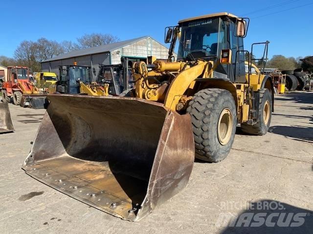 CAT 950 H Gumikerekes homlokrakodók