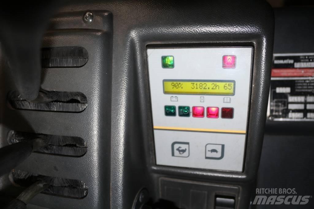 Komatsu FB15M-2R Elektromos targoncák