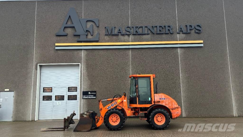 Fiat-Hitachi W 60 Gumikerekes homlokrakodók