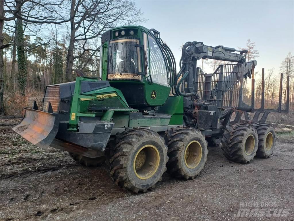 John Deere 1010 G Kihordók