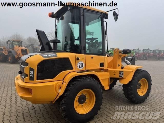 Volvo L 30 G Gumikerekes homlokrakodók