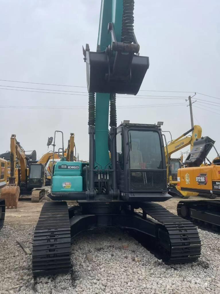 Kobelco SK 200 Lánctalpas kotrók