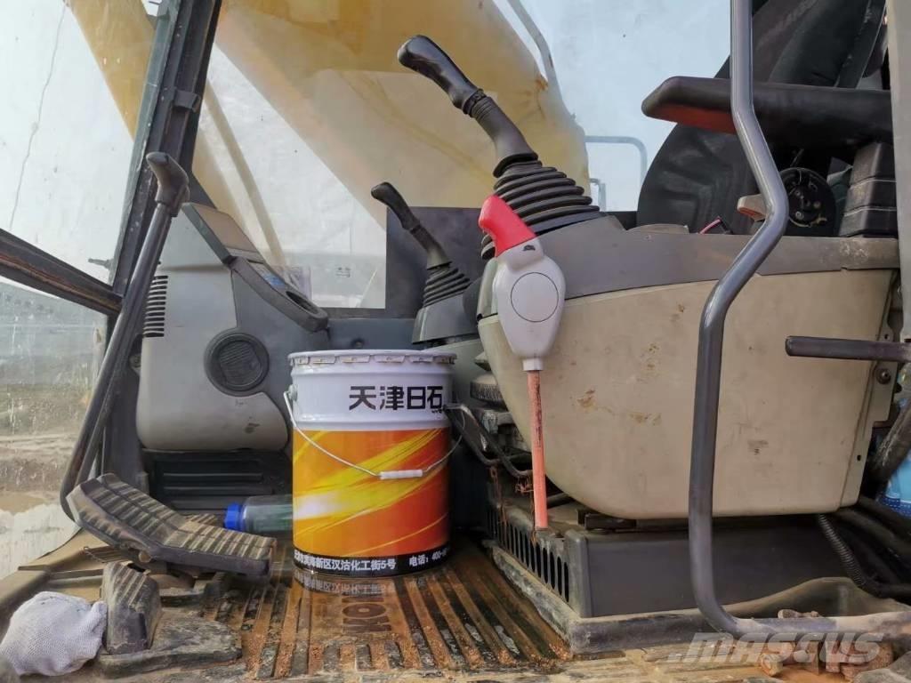 Komatsu PC 220-8 Lánctalpas kotrók