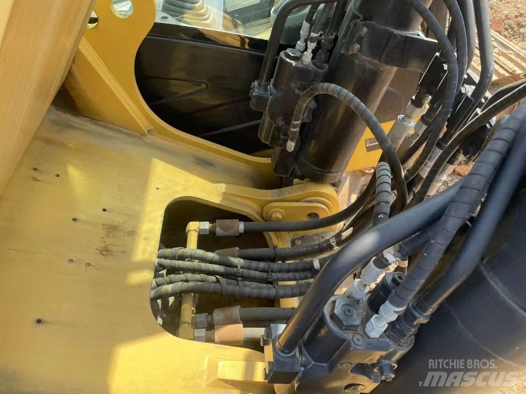 CAT 329 D Lánctalpas kotrók