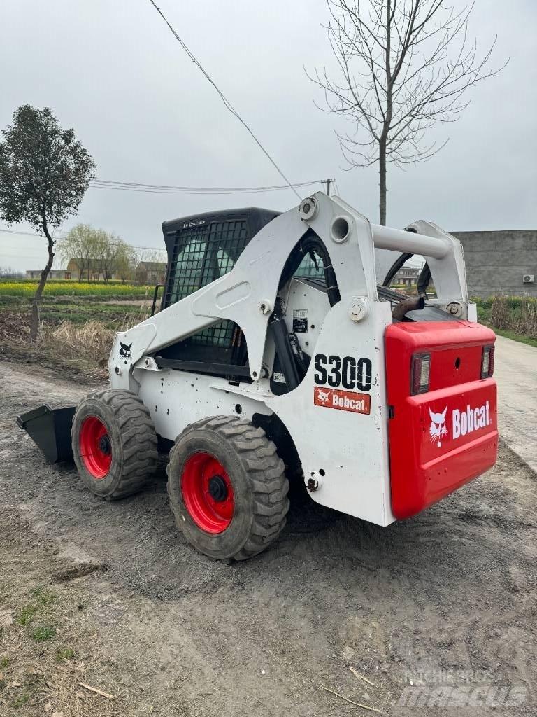 Bobcat S 300 Kompaktrakodók