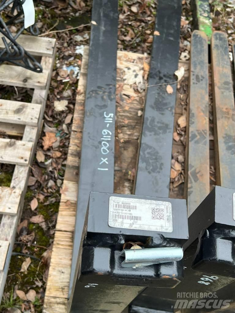 JCB Pin & Cone Forks Egyéb rakodók - kotrók és tartozékok